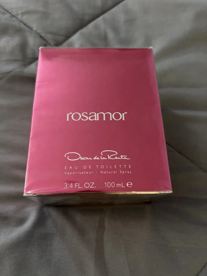 Rosamor por Oscar De La Renta Eau De Toilette Spray 3.4 OZ (Mujeres) Foto 2 de 4