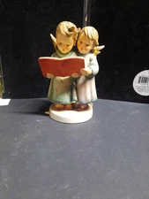 Goebel Hummel 5 Angel Duet Figurine #261 Singing 2 Angels Signed W. Germany