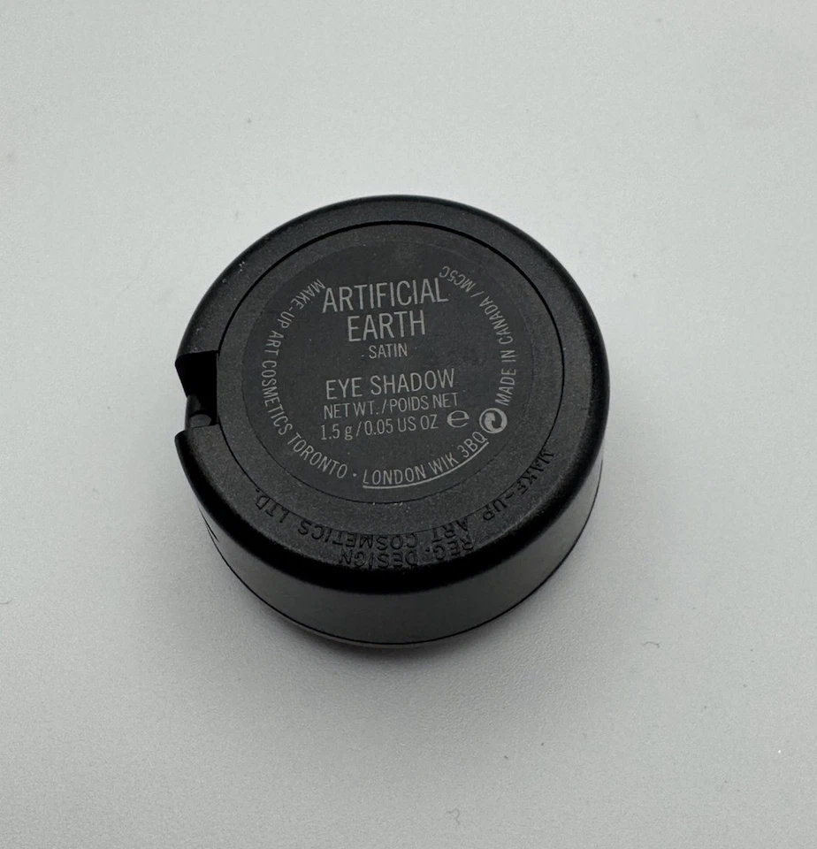 MAC Eyeshadow Single ARTIFICIAL EARTH - Image 2 of 4
