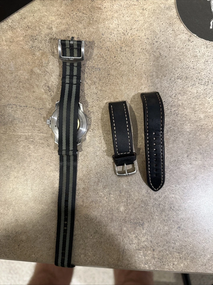 Reloj de buceo Sinn 104 para hombre Foto 2 de 4