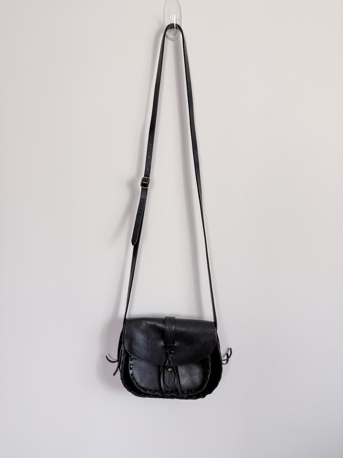 Madewell Asheville Black Leather Whipstitch Fringe Saddle Crossbody Bag