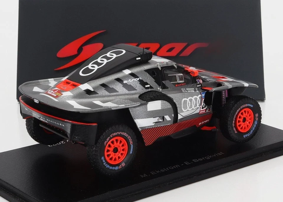1/43 SPARK AUDI Q E-TRON RS TEAM AUDI SPORT N 211 RALLY DAKAR 2023 - Immagine 2 di 3