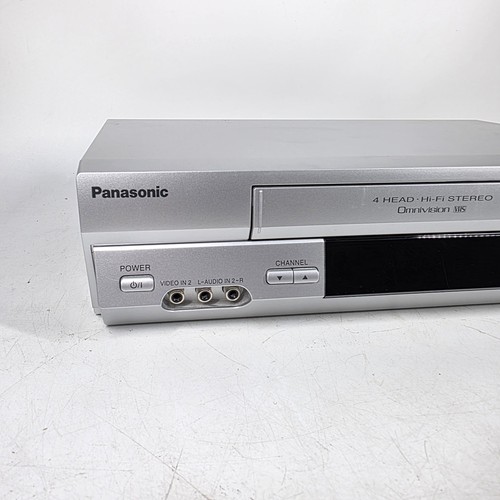Panasonic OmniVision VCR VHS PV-V4525S Player Recorder w/ Remote & AV Cables - Picture 9 of 13