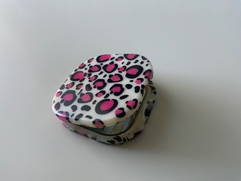 Double-Sided Compact Mirror