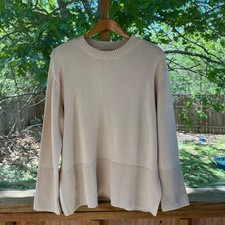 Gap Women's Long Sleeve Taupe Crew Neck Sweater Size L. New