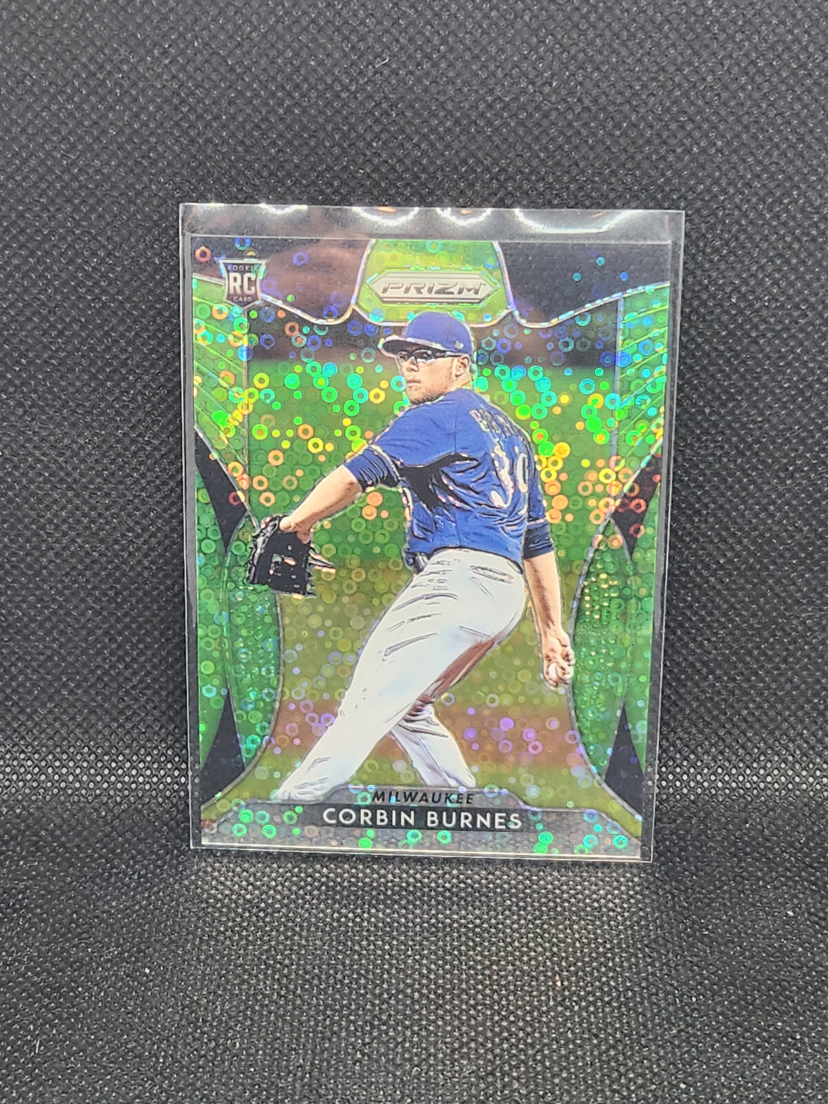 2019 Prizm #103 Corbin Burnes RC 182/199 GREEN DISCO PARALLEL (F18)