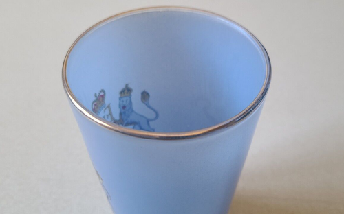 Vintage Coronation of Queen Elizabeth II Pale Blue Glass Gold Rim England - Picture 4 of 5