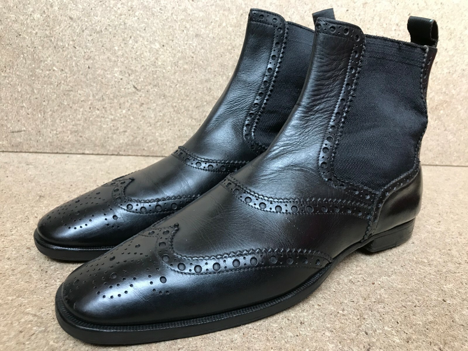 Stivali Yves Saint Laurent Chelsea punta alare neri Made in Italy taglia 40 US 7