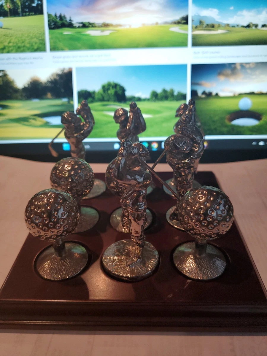 Tic Tac Toe Figurine
