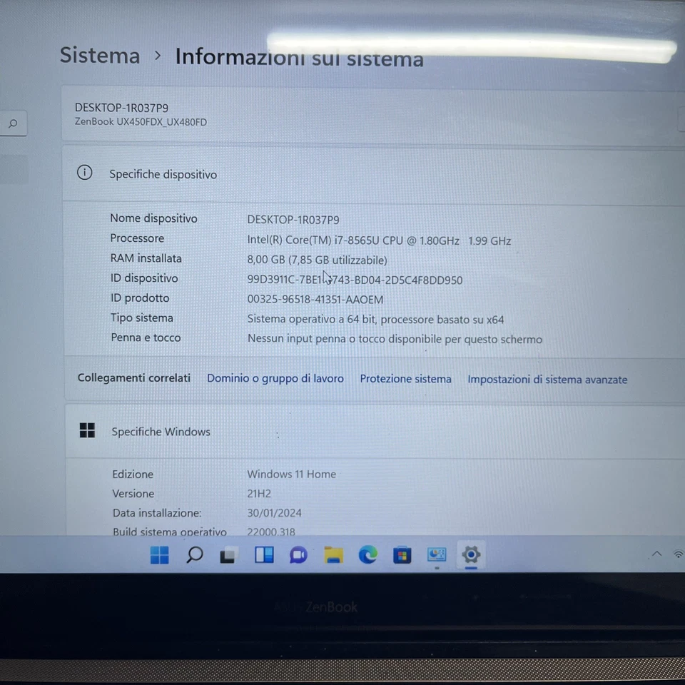 Notebook asus Zenbook Gaming  (intel Core I7 8gb Ram Ssd 240gb ) Windows 11 Home - Immagine 3 di 4