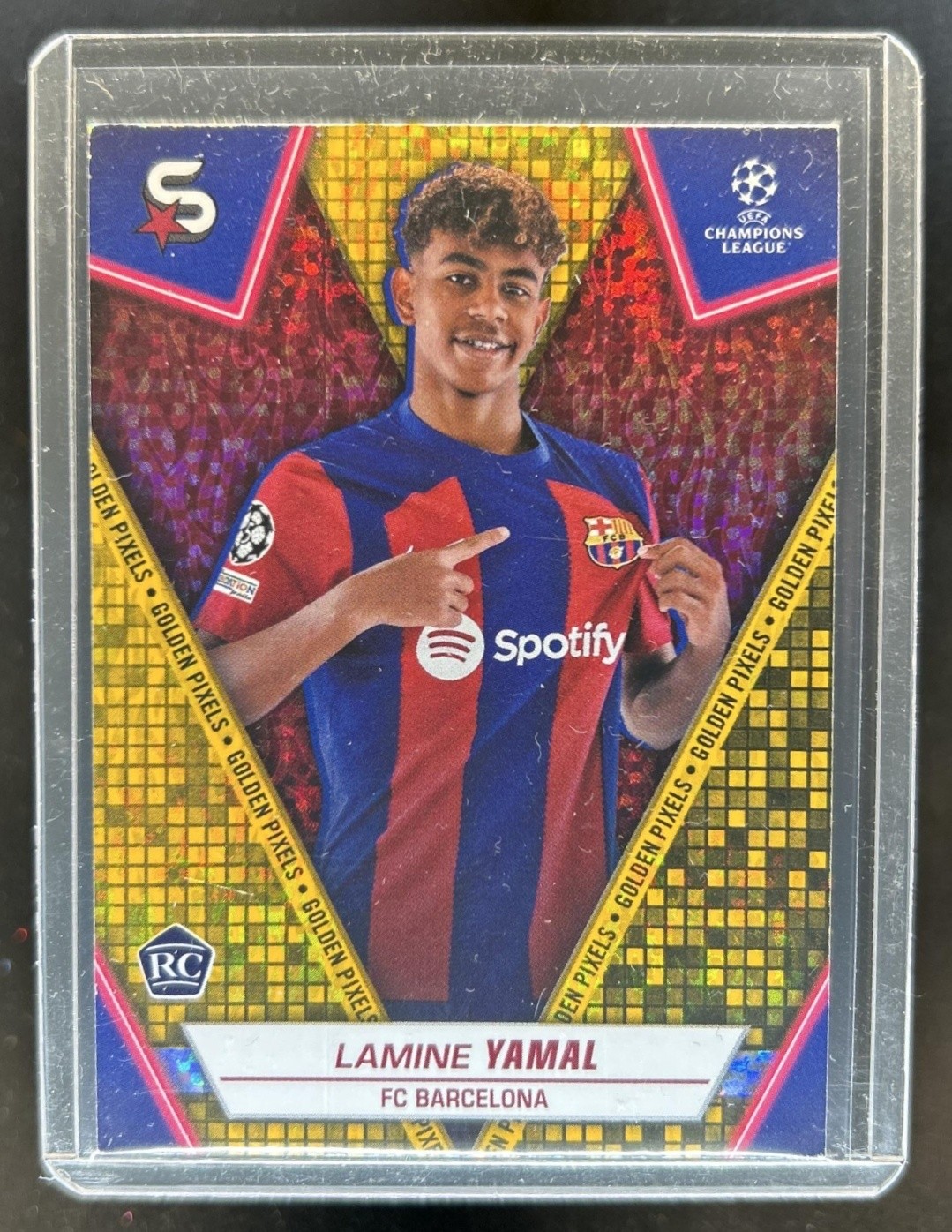 2023-24 Topps UEFA Superstars Lamine Yamal RC Golden Pixels Rookie #48 Barcelona