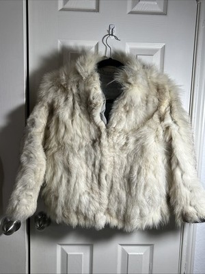 Vintage Koslows Women s Short White Fur Coat Hook and Eye Close See Measurement
