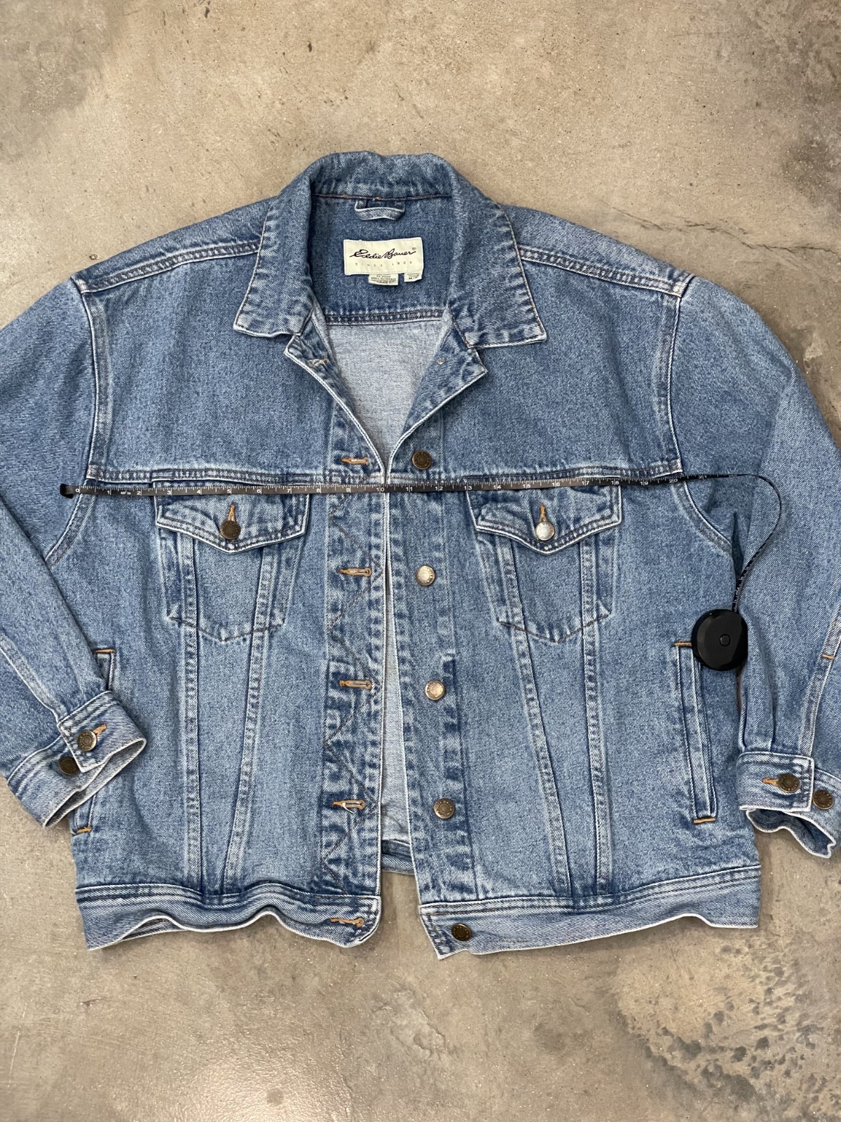 Eddie Bauer Denim Jacket Women M Blue Jean Button Front Cotton Casual Classic thumbnail 8
