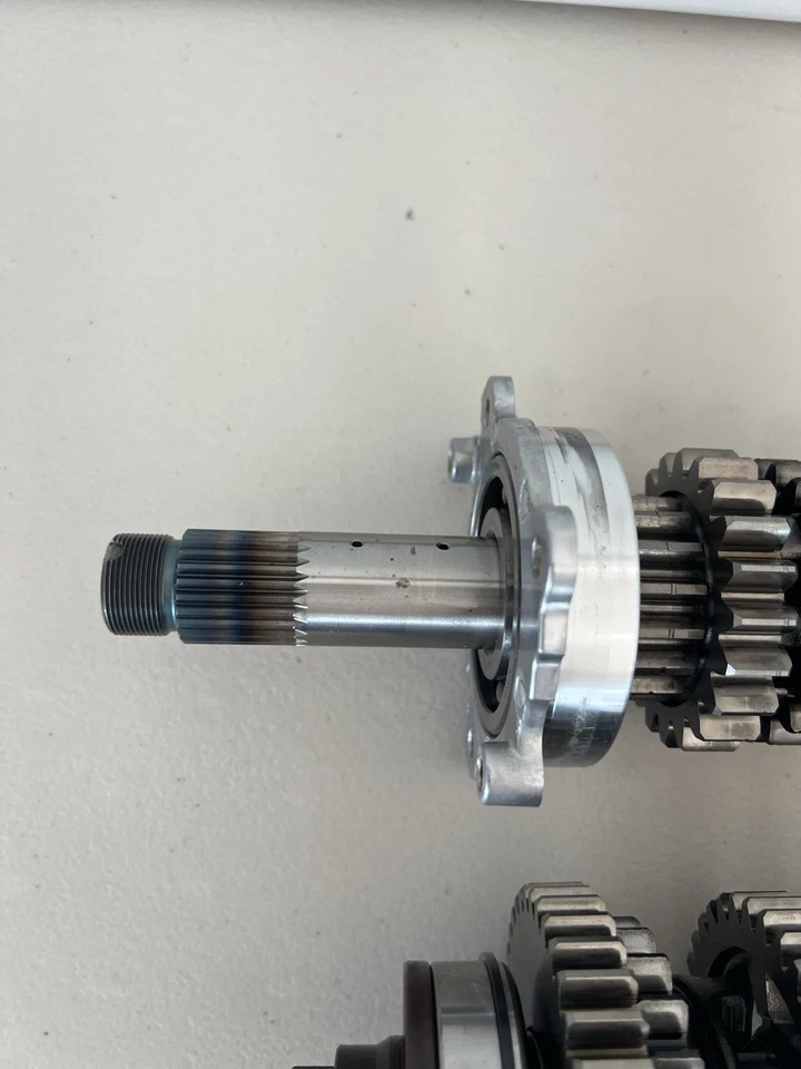 2013 13-17 Triumph Daytona 675 675R Transmission Gearbox Gear Shaft Fork Drum - Image 2 of 4