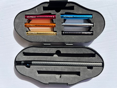 PLAQUE DE FIXATION D'Amortisseur MUGEN En Fibre De Carbone / MUGE2565