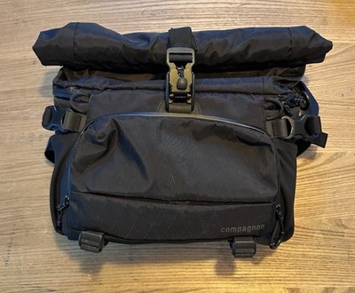 Compagnon Element 7L Sling 2.0 in Volcano Black 