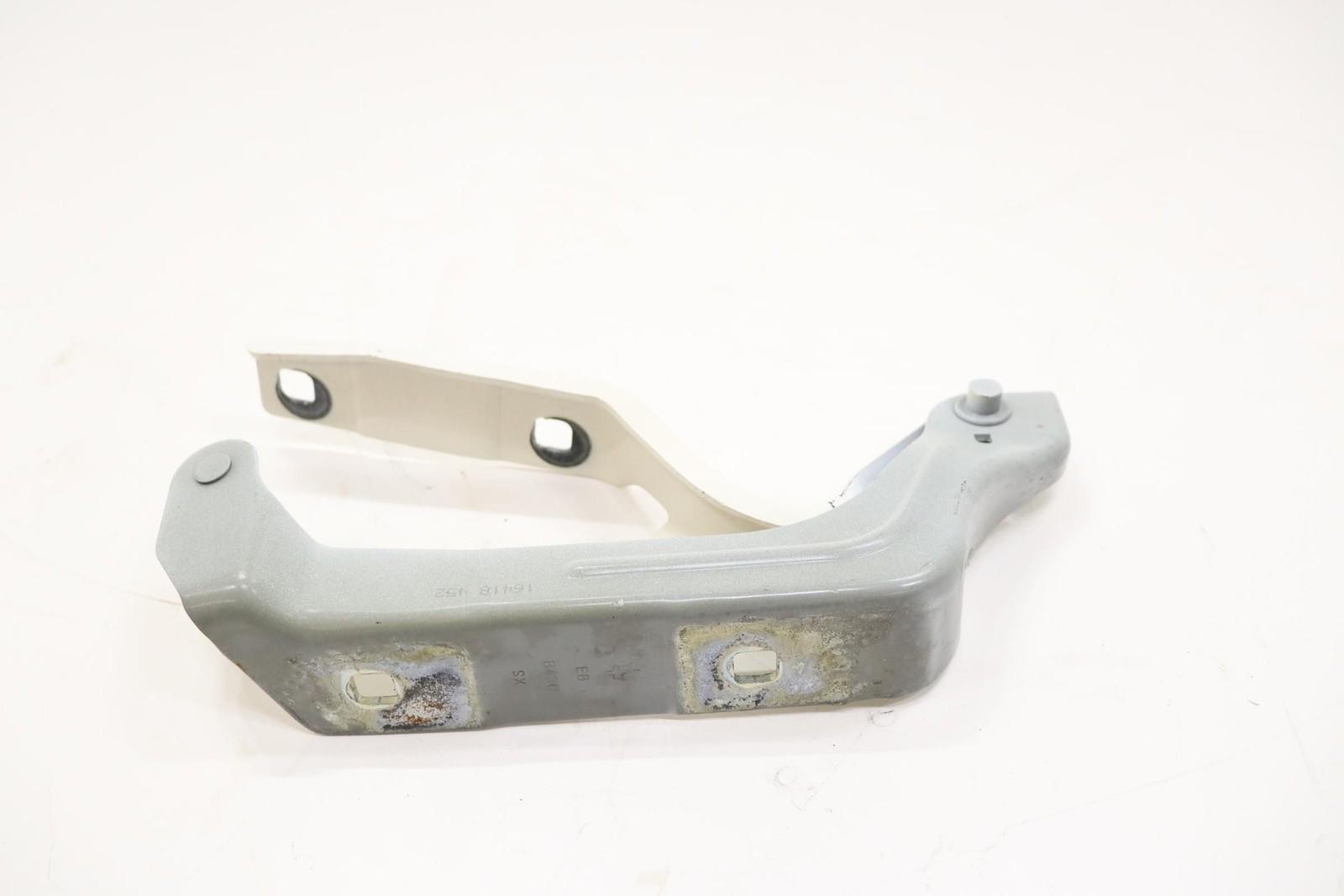 Maserati Ghibli 2014-2024 Front Left Engine lid hinge White