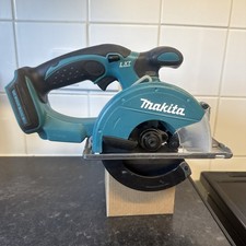 Makita 18v dcs550 Metal Saw. Excellent Condition. Body Only. No Blade Or Battery