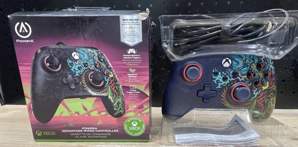 Controlador con cable PowerA XBOX Series X/S XBOX ONE Cosmic Clash XBGPADWI caja abierta Foto 2 de 4