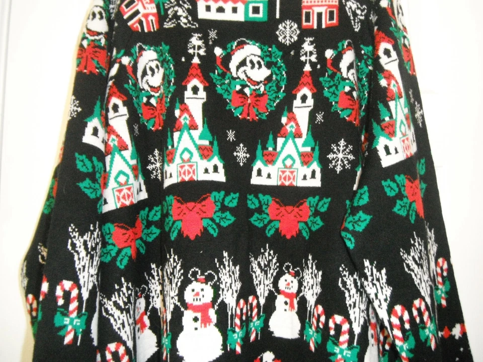 Suéter Disney Masculino 2XL Preto Natal Mickey Mouse Castelo Quebra-Nozes Iluminado - Imagem 2 de 4