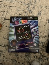 Lite Brite LED Flat Screen With Pegs Battery Operated in box