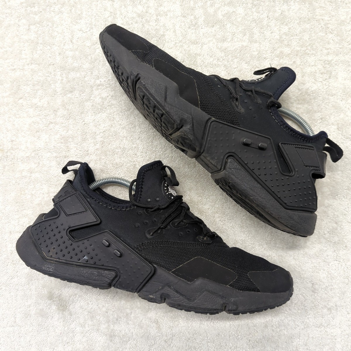 nike huarache drift triple black