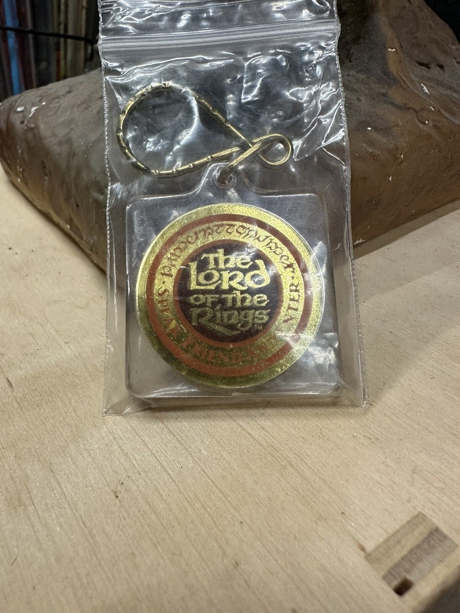大量✨当時物 THE LORD OF THE RINGS カード キーホルダー等 Vintage 1978 LOTR THE HOBBIT Frodo Animated pin Rankin & Bass