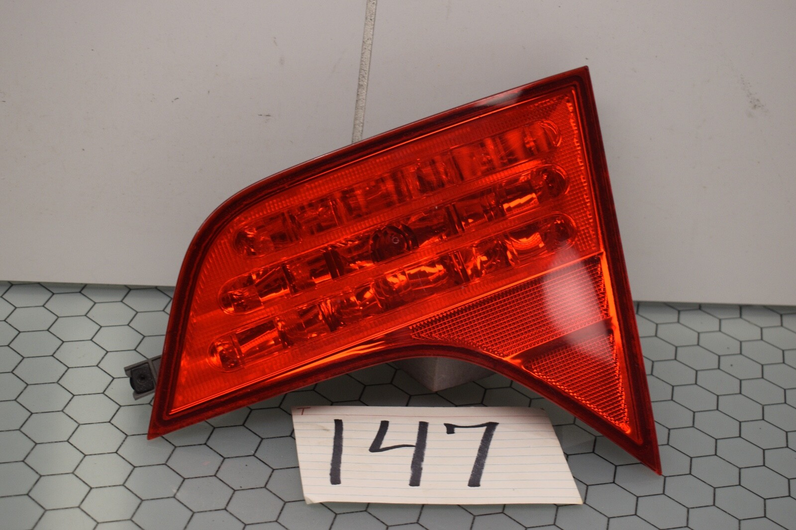 06 - 11 Honda Civic PASSENGER Side Tail Light Used Rear Lamp #147-T