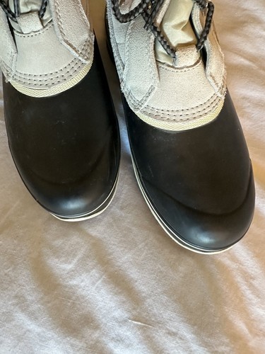 Khombu Emily Leather/Rubber Women's Winter Boots Size 9M Light Grey - Picture 7 of 8