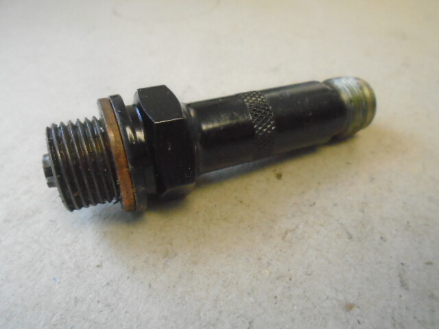 1 EA NOS CHAMPION SPARK PLUG FOR VARIOUS RADIAL ENGINES P/N: C27S