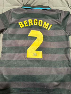 Inter Milan Bergomi 2 Youth Small 24 Umbro Jersey Black Yellow