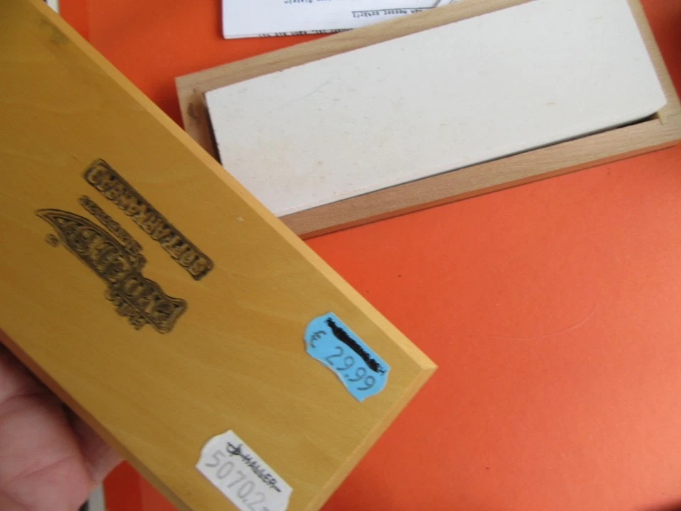 Posten 17 x  Messerschleifsteine Schleiföl Pflege  NEU  Geschäftsauflösung rar - Bild 2 von 4