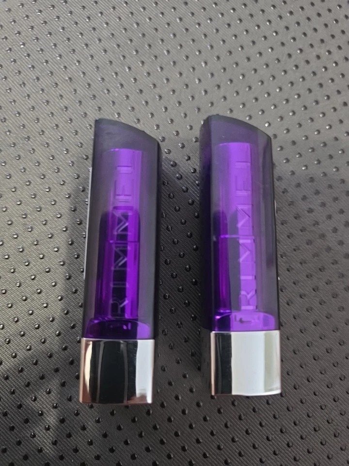 Lápiz labial Rimmel Moisture Renew de Rimmel London 360 4 g 0,14 oz Foto 4 de 4