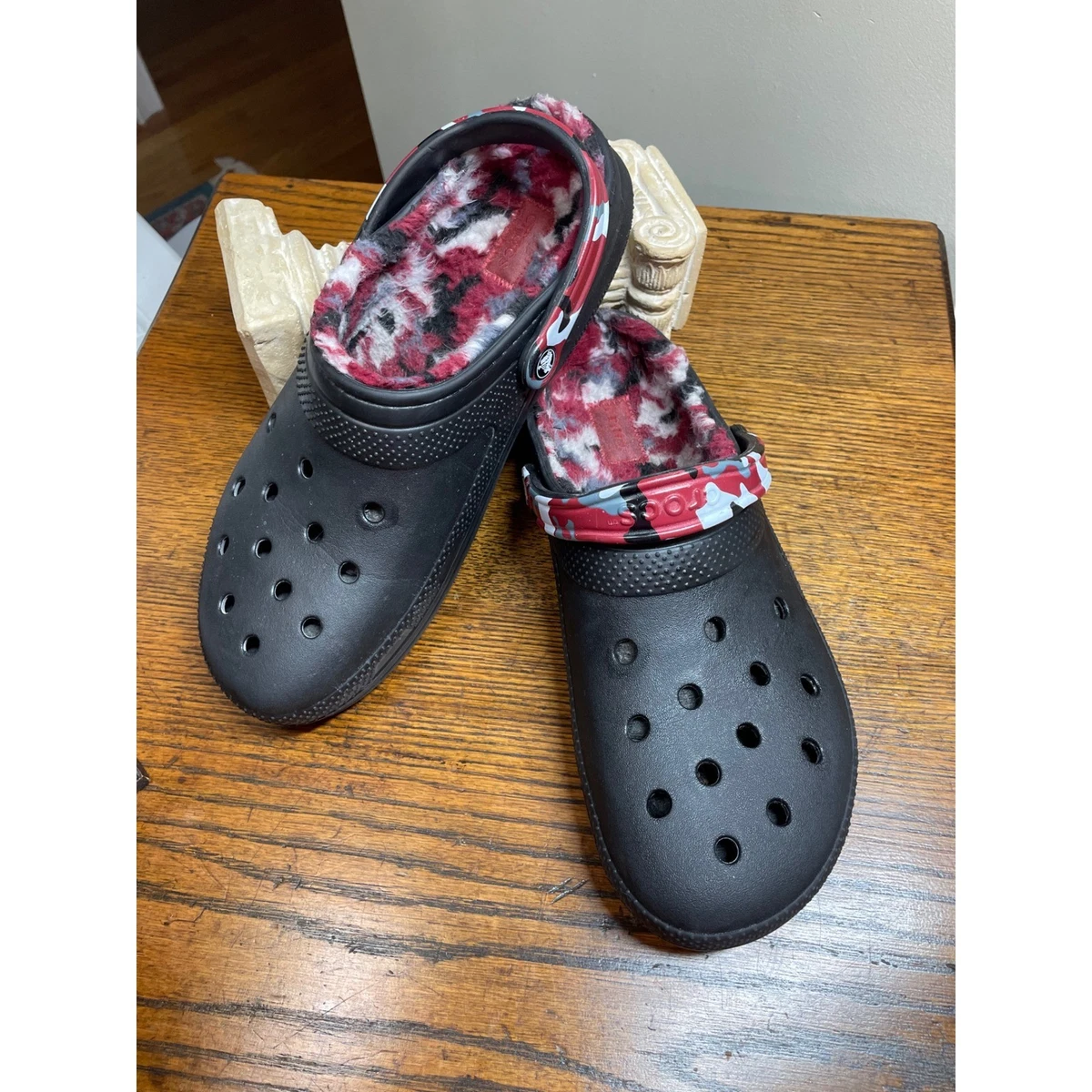 Crocs Men display picture 3