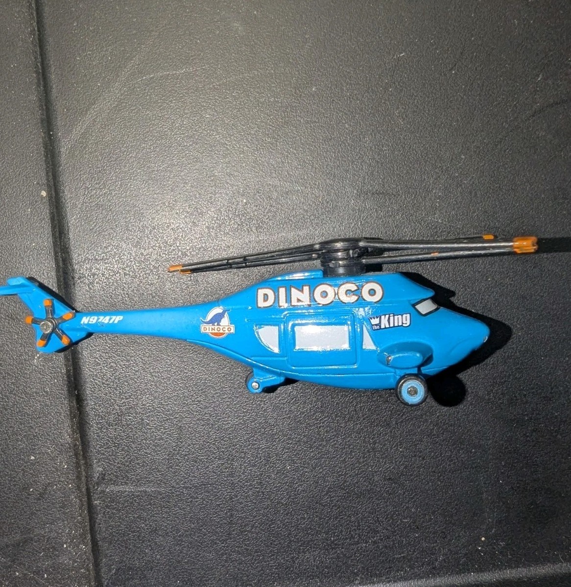 Disney Pixar Cars 2 1:55 Diecast Metal The King Blue Dinoco