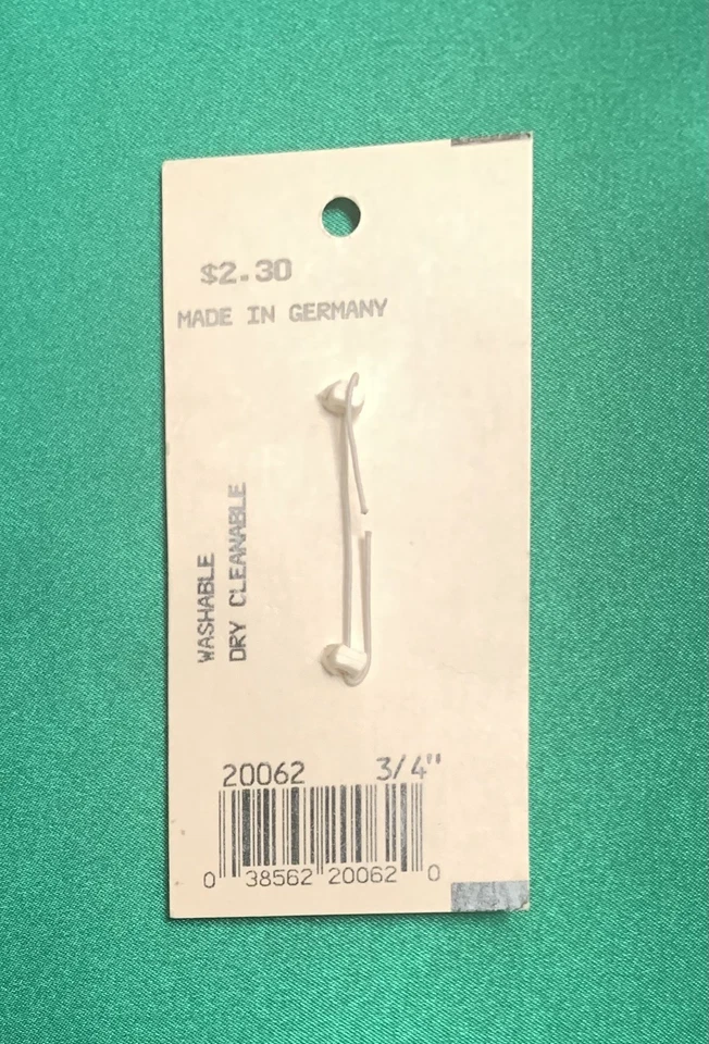 *Vintage* NEW JHB International Buttons Cat Floral made in Germany - Image 2 of 3