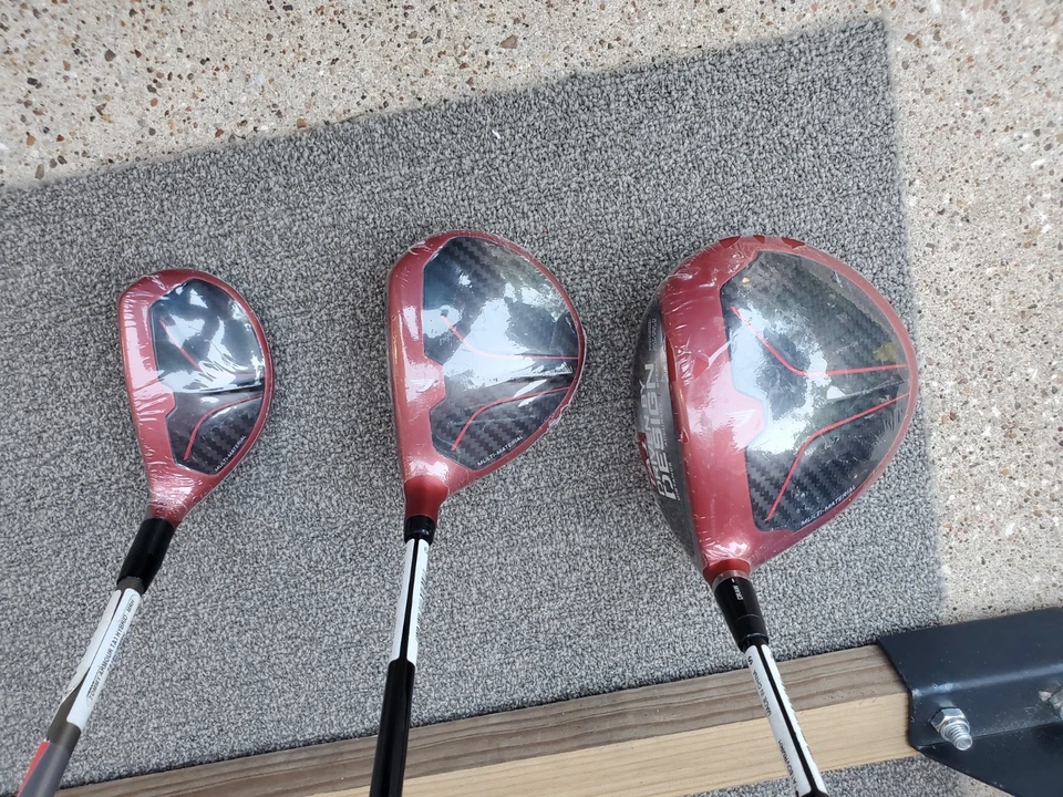 New Tommy Armour RH Ta1, 10.5° Driver, 15⁰ 3 FW & 19⁰ 3 Hybrid Graphite Shafts   - Image 2 of 4