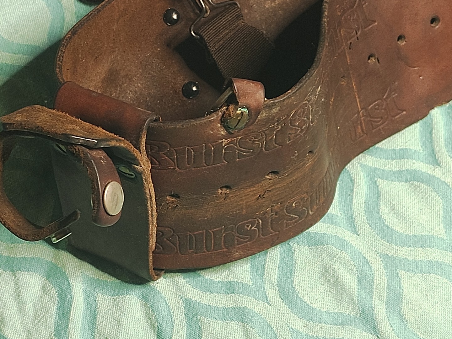 Picture 5 of 24