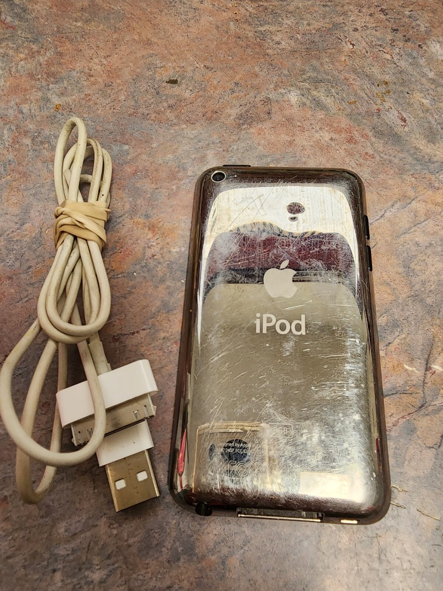 Apple iPod Touch 4th generation White 8gb Model - MD057LL/A Tested