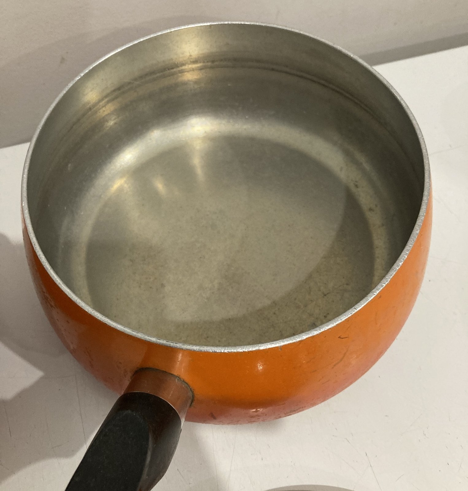Vintage 1970’s set of 2 Kitchen Orange Aluminium Saucepans eBay