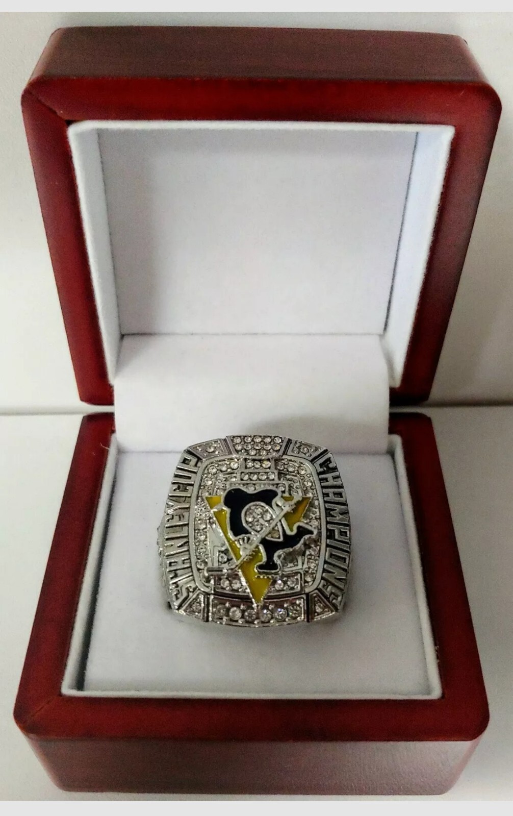 Picture 1 of 4