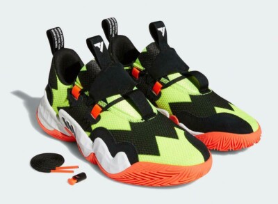 Adidas Trae Young 1 So So Def Basketball Core Black Solar