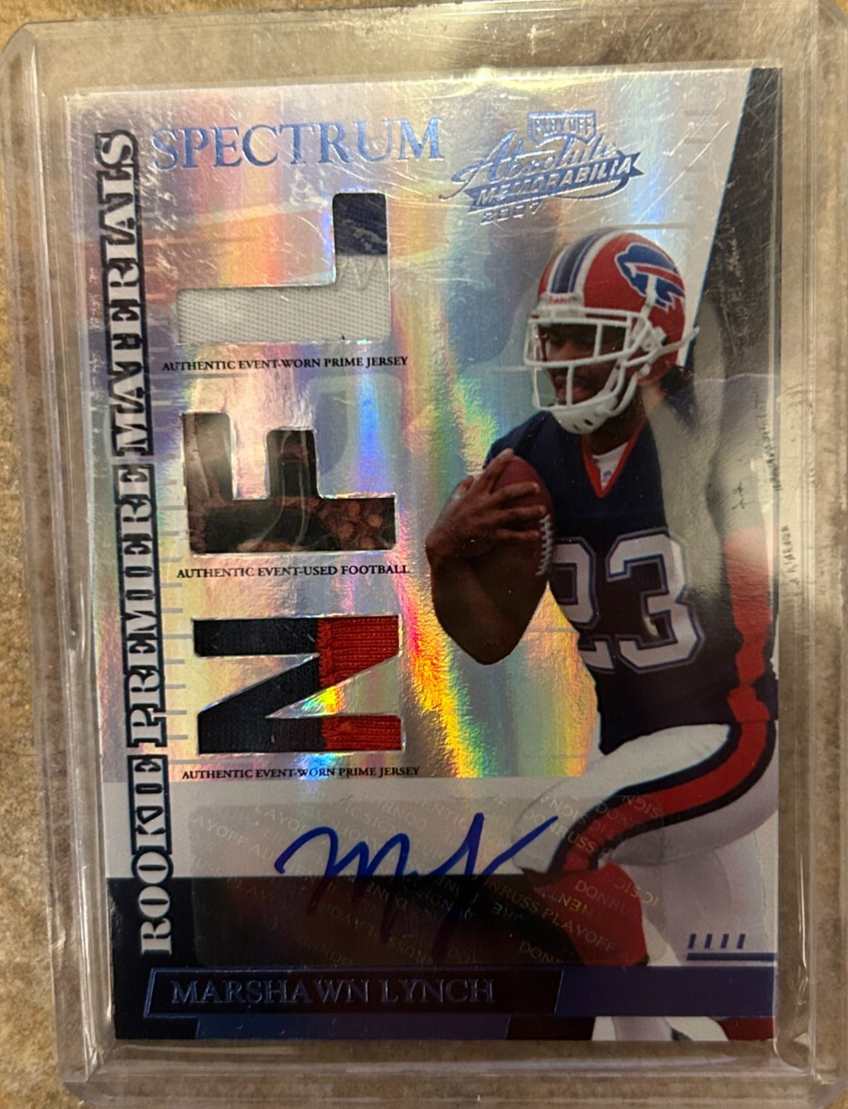 Marshawn Lynch Playoff Absolute Memorabilia Rookie Premiere Materials #259 Autograph-Embossed Hologram Prime
