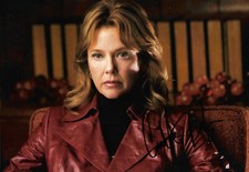 Annette Bening Autogramm signed 20x30 cm Bild
