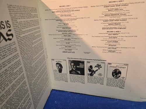 THIS IS CHRISTMAS - 2x DOUBLE 12" VINYL RECORD ALBUM LP VARIOUS - Picture 3 of 4