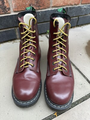 Made in England 🇬🇧Dr Martens By Solovair 1460 eye Cherry Red