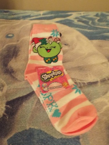 Shopkins Crew Christmas Kids Socks Size 6-8.5 NWT - Picture 2 of 2
