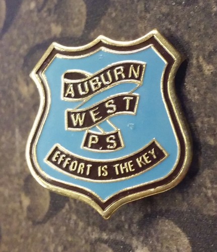 Auburn West Public School vintage pin badge NSW Australia - Picture 2 of 4