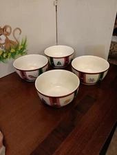 Set of 4 Pfaltzgraff Snow Bear Collection Christmas Soup Cereal Bowls 5.5" x 3"
