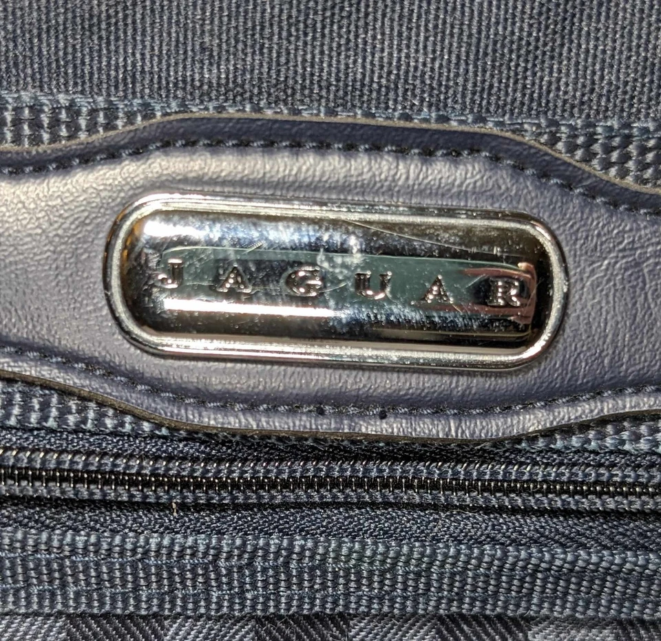 Винтажная темно-синяя сумка для одежды Jaguar с подвесным крючком - Изображение 4 из 4